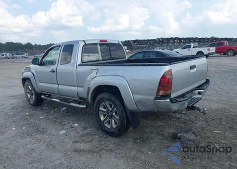 2008 Toyota Tacoma Prerunner V6 z USA, uszkodzony, nr VIN 5TETU62N18Z530079